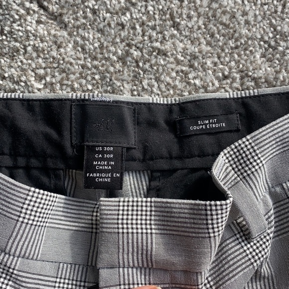 H&M Dress Shorts - Picture 2 of 3